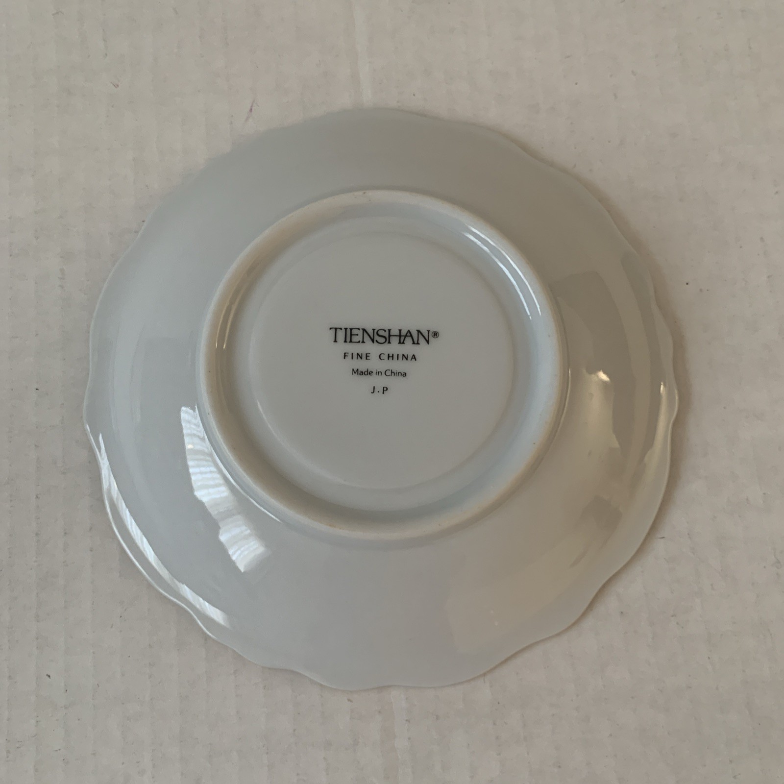 Set of 15 white Tienshan Fine China Elegance Gold Trimmed Embossed Plates EUC