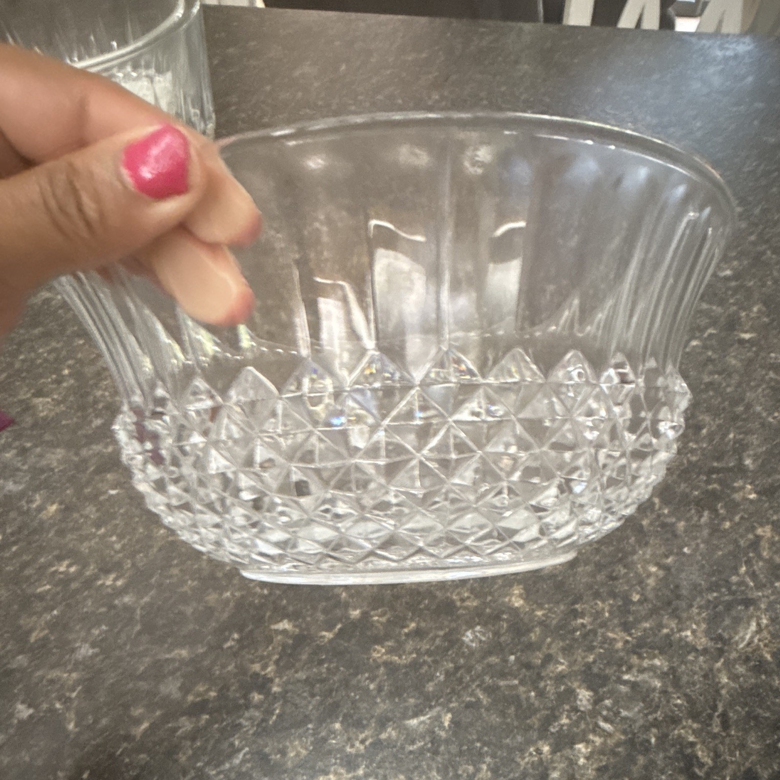 Clear Pressed Glass Diamond Pattern Round Serving Bowl Dish Tableware