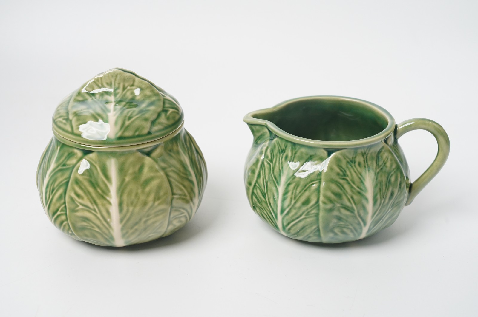 Bordallo Pinheiro Cabbage Green Salad/Luncheon/Candy Plate, Vegetable/Fruit Bowl