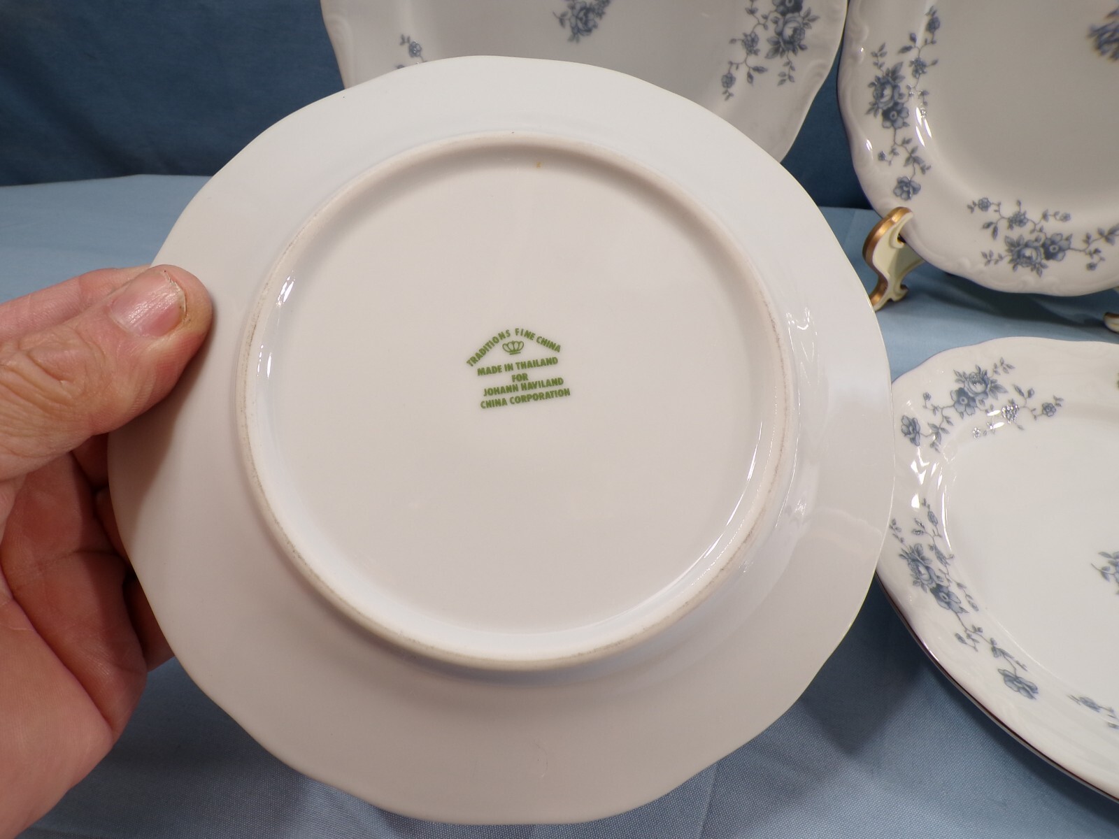Set of 8 Johann Haviland Blue Garland Traditions Bread & Butter Plates 6 1/4″