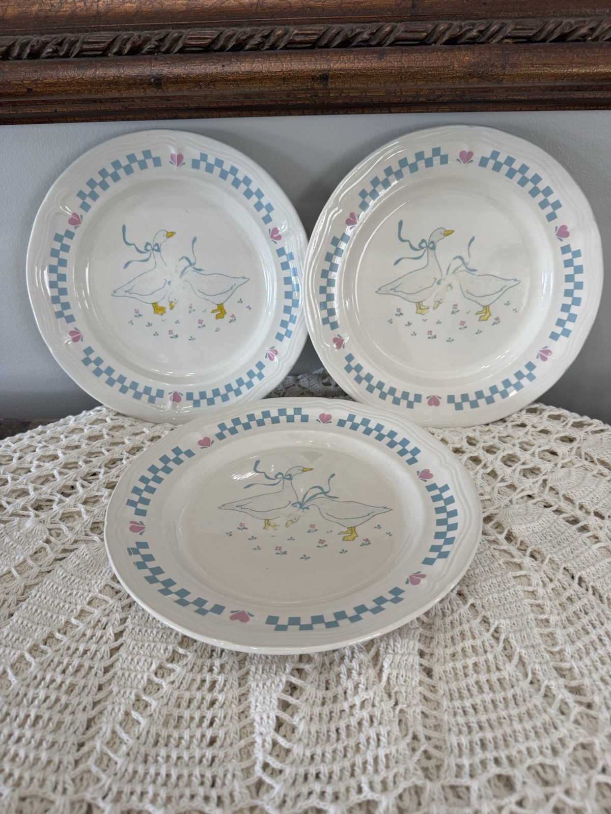 vintage Newcore 1988 stoneware dinner plates Goose Pattern Decoration Set Of 3