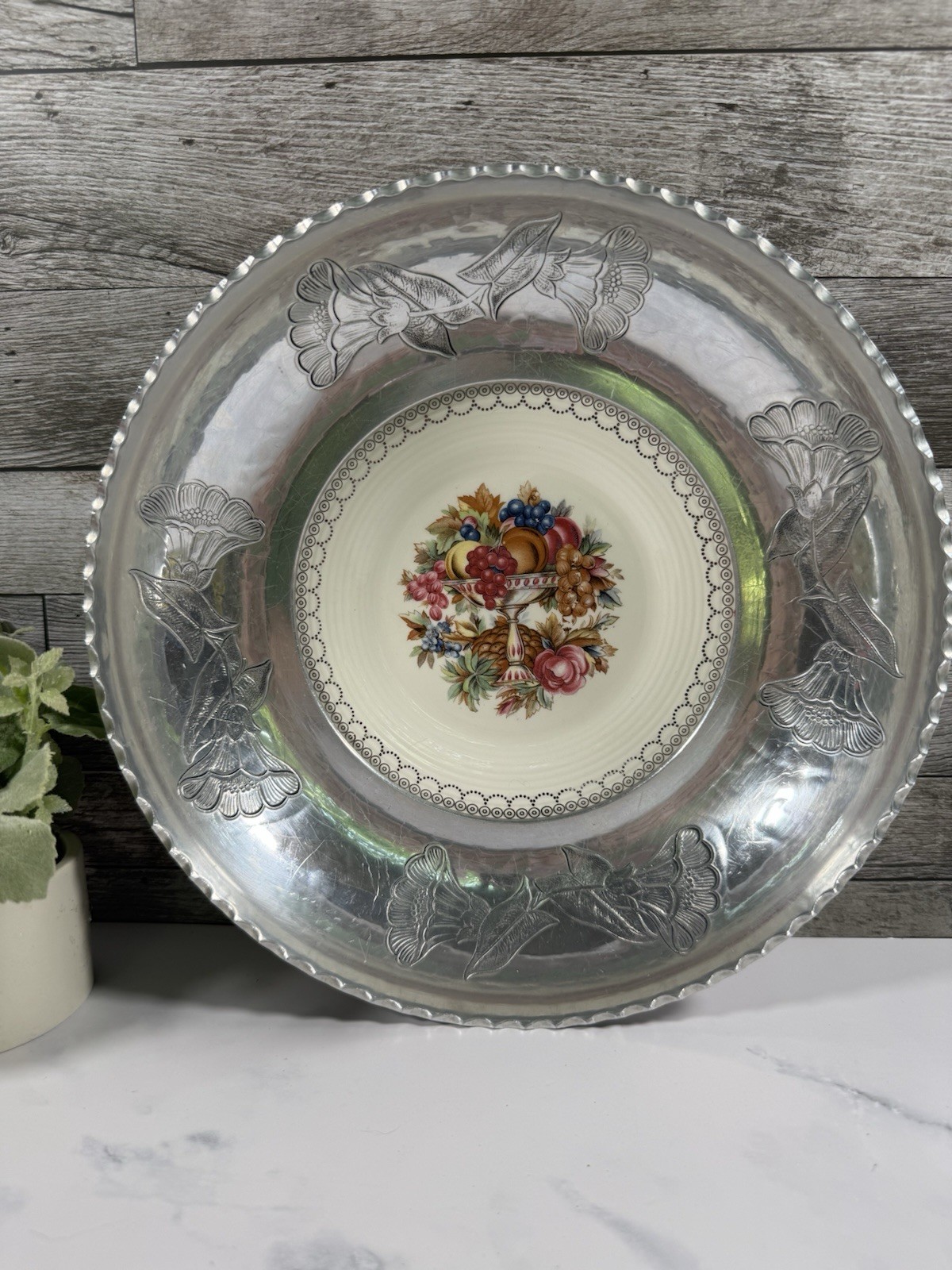 Vintage Triumph Limoges Wrought Farberware Imperial 22k White Gold Serving Bowl