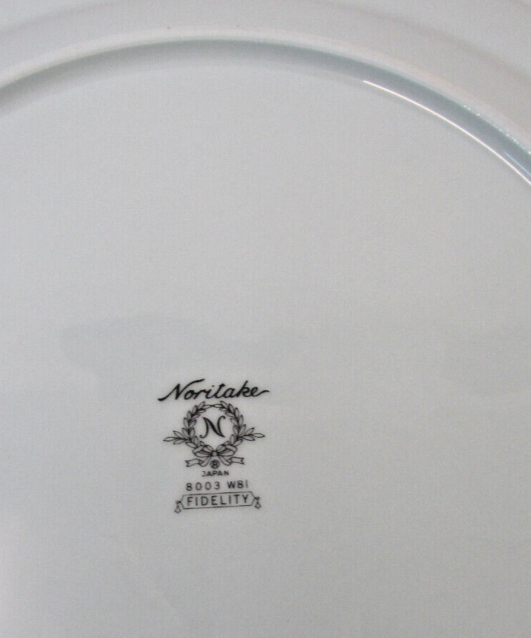 PATTERN FIDELITY BY NORITAKE CHINA 4 lot dinner plates 10 1/2 inch some wear