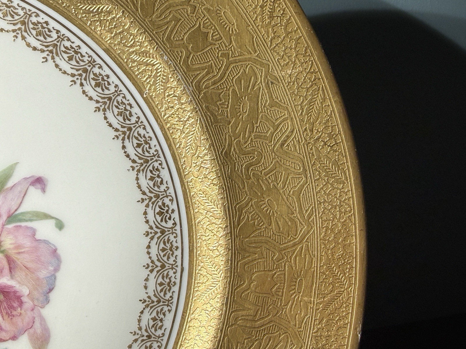 Vtg Gilt Cabinet Plates Set 2 Bavaria & Czechoslovakia Floral Porcelain 11”