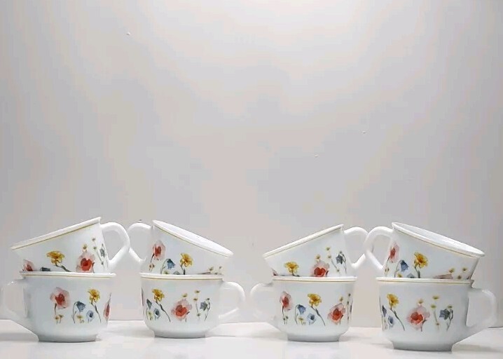 Arcopal France – Milk Glass Tea Cups Hibiscus, Lily, Bluebell Flowers – Set of 4