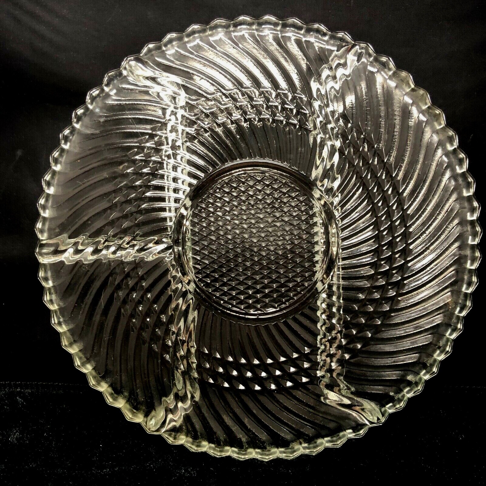Dominion Glass Clear Swirl Ribbed 4 Part Divided Relish Tray Plate Platter 10″