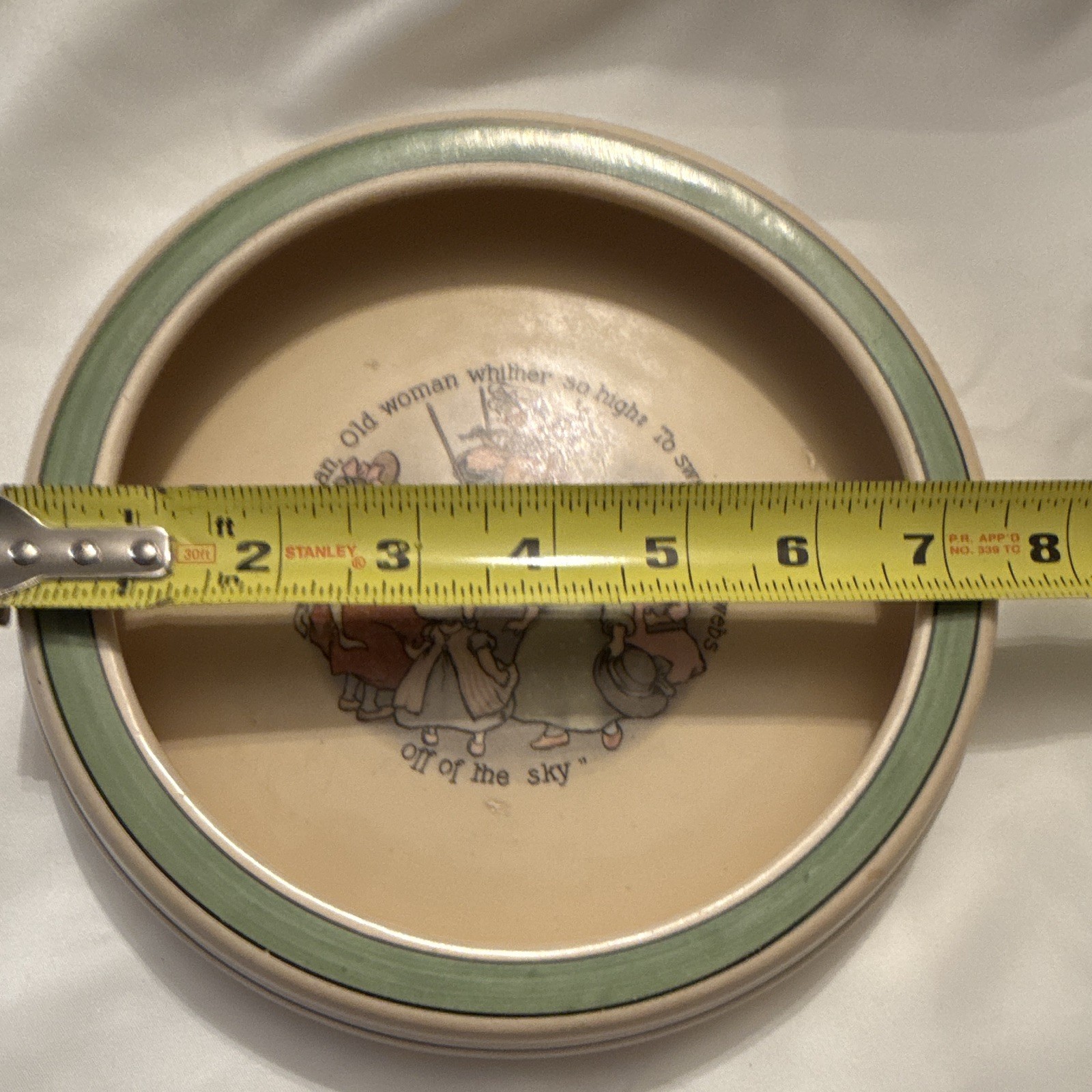 Ceramic Pottery Nursery Rhyme Bowl Beige w/ Green Rim Glossy 8 in Round