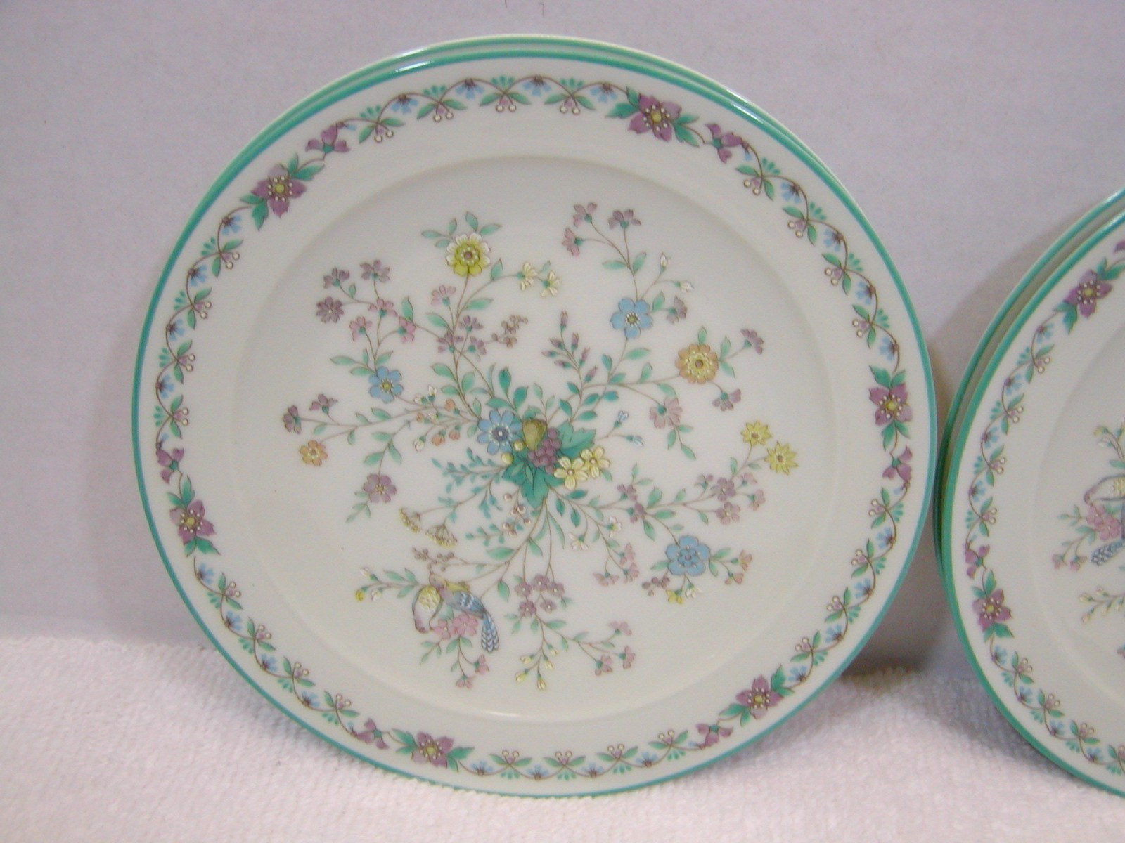 4 NORITAKE PARADISE 6-1/4″ BREAD/BUTTER DESSERT PLATES