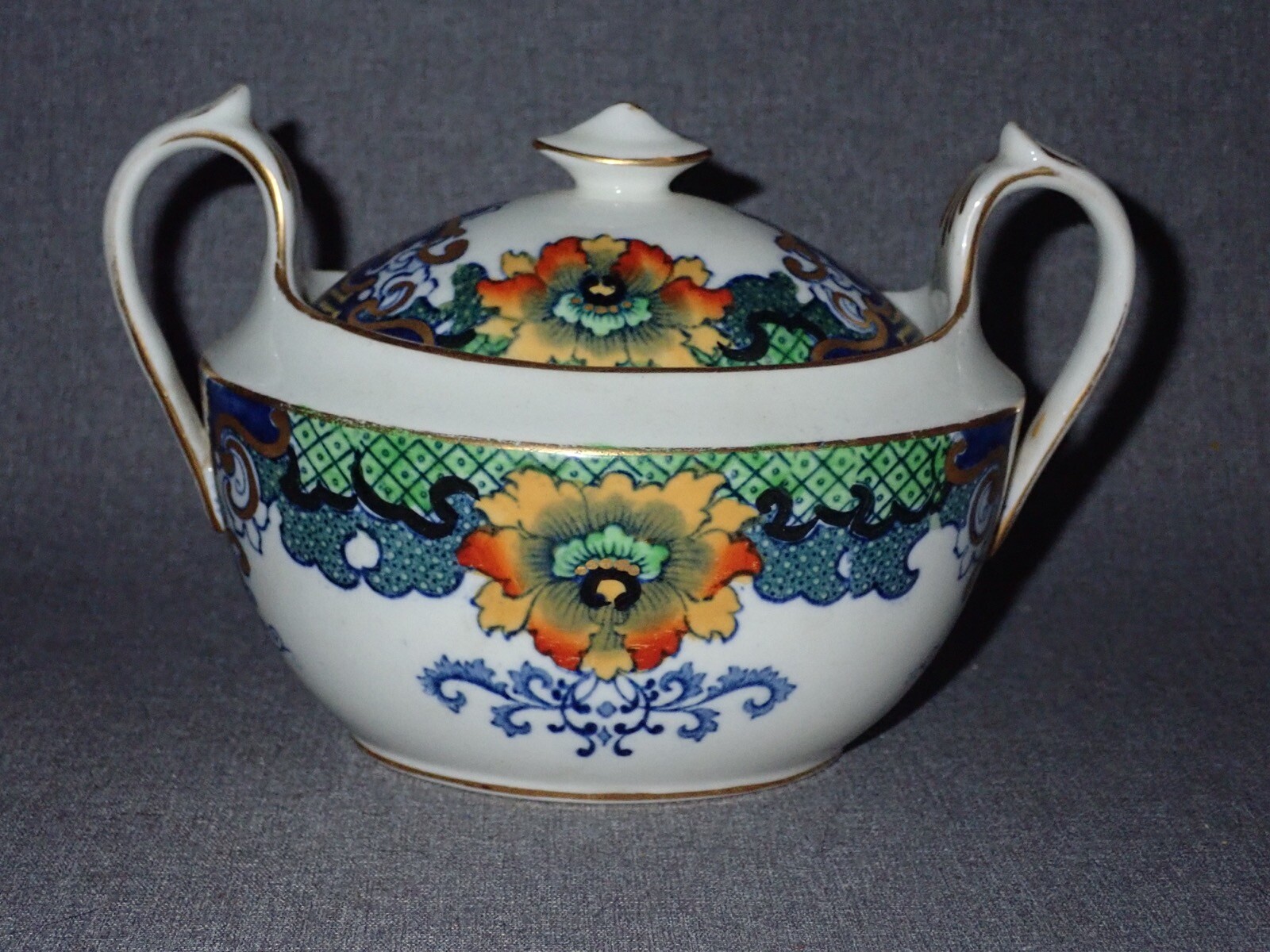 Coronet English Bone China Sugar Bowl Asian Floral & Scrolls Pattern Gold Accent