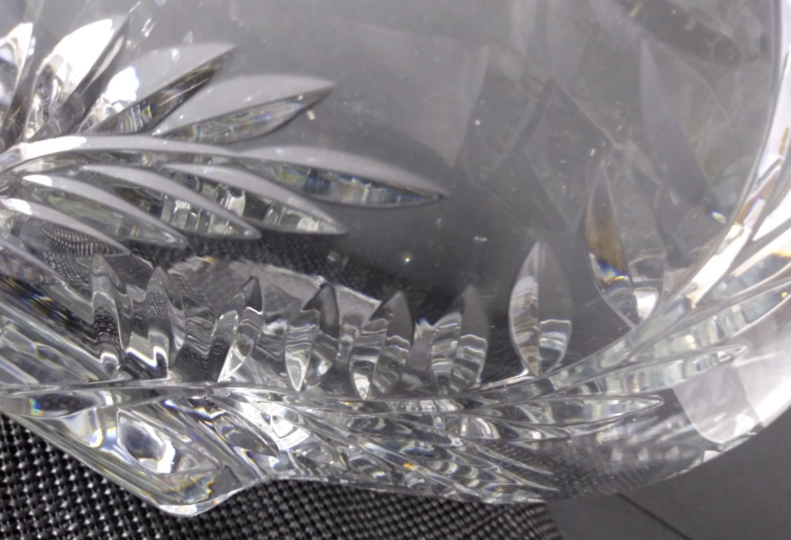 Art Glass Lead Crystal Clear Etched Wheat w/Scalloped Edge Large HEAVY Bowl