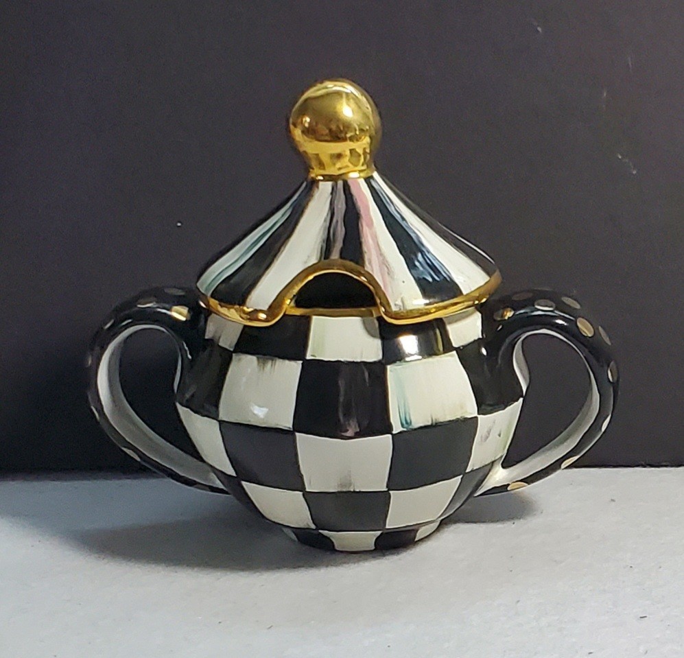Mackenzie Childs Courtly Check ceramic sugar bowl & lid USA 8 oz. 5.5″ H New!