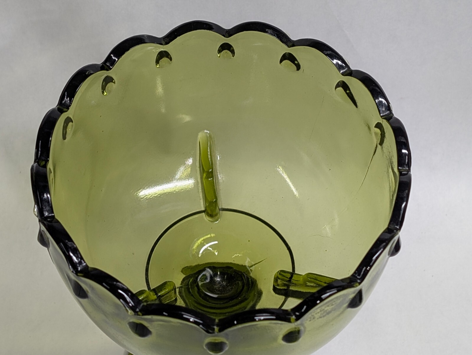 Vintage Indiana Glass Scalloped Olive Green Tear Drop Pedestal Compote Dish 7.5″