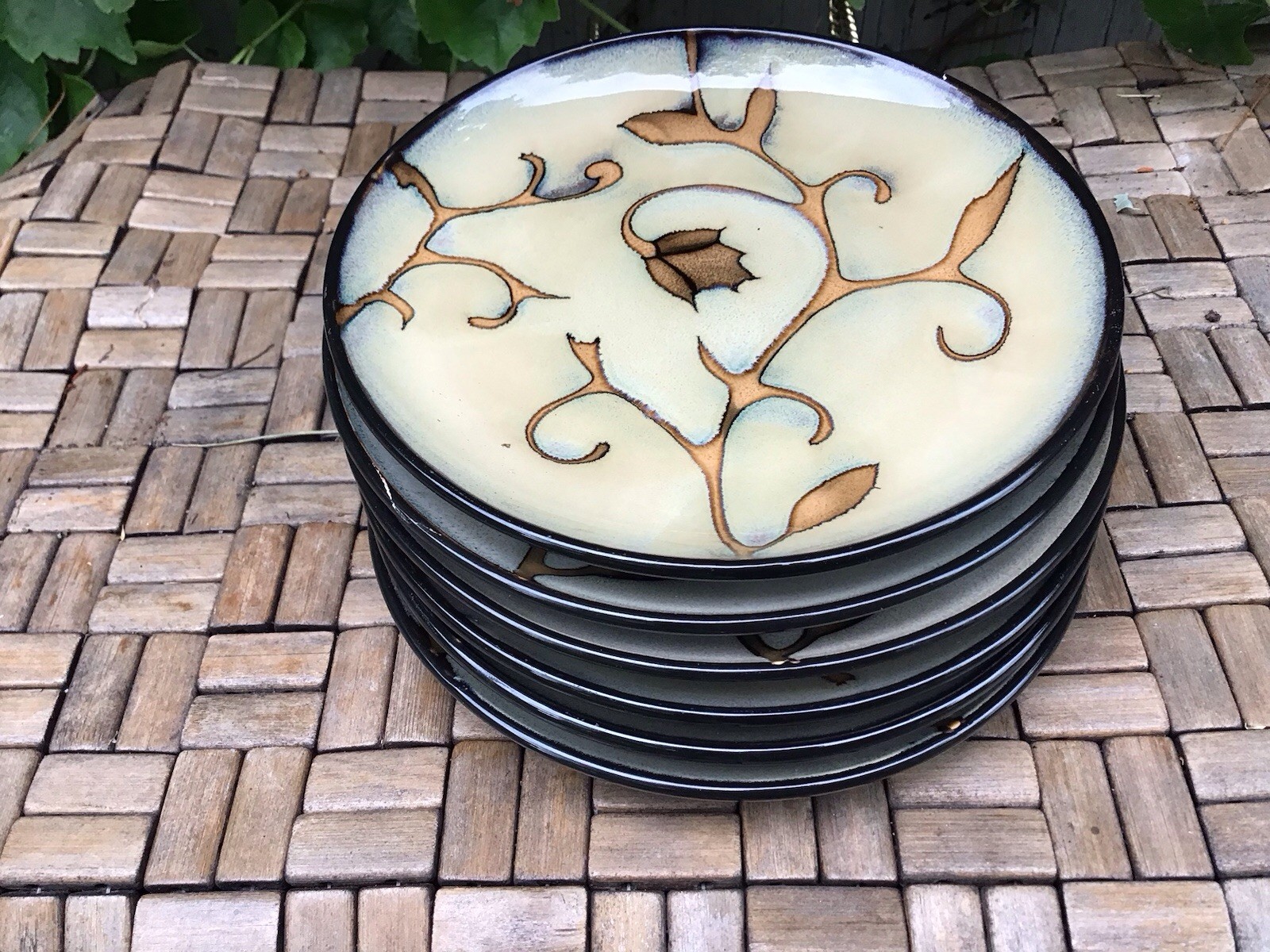 Mikasa~GOURMET BASICS/Gold Scroll 6” Dessert / Bread Plates~Stoneware SET 6