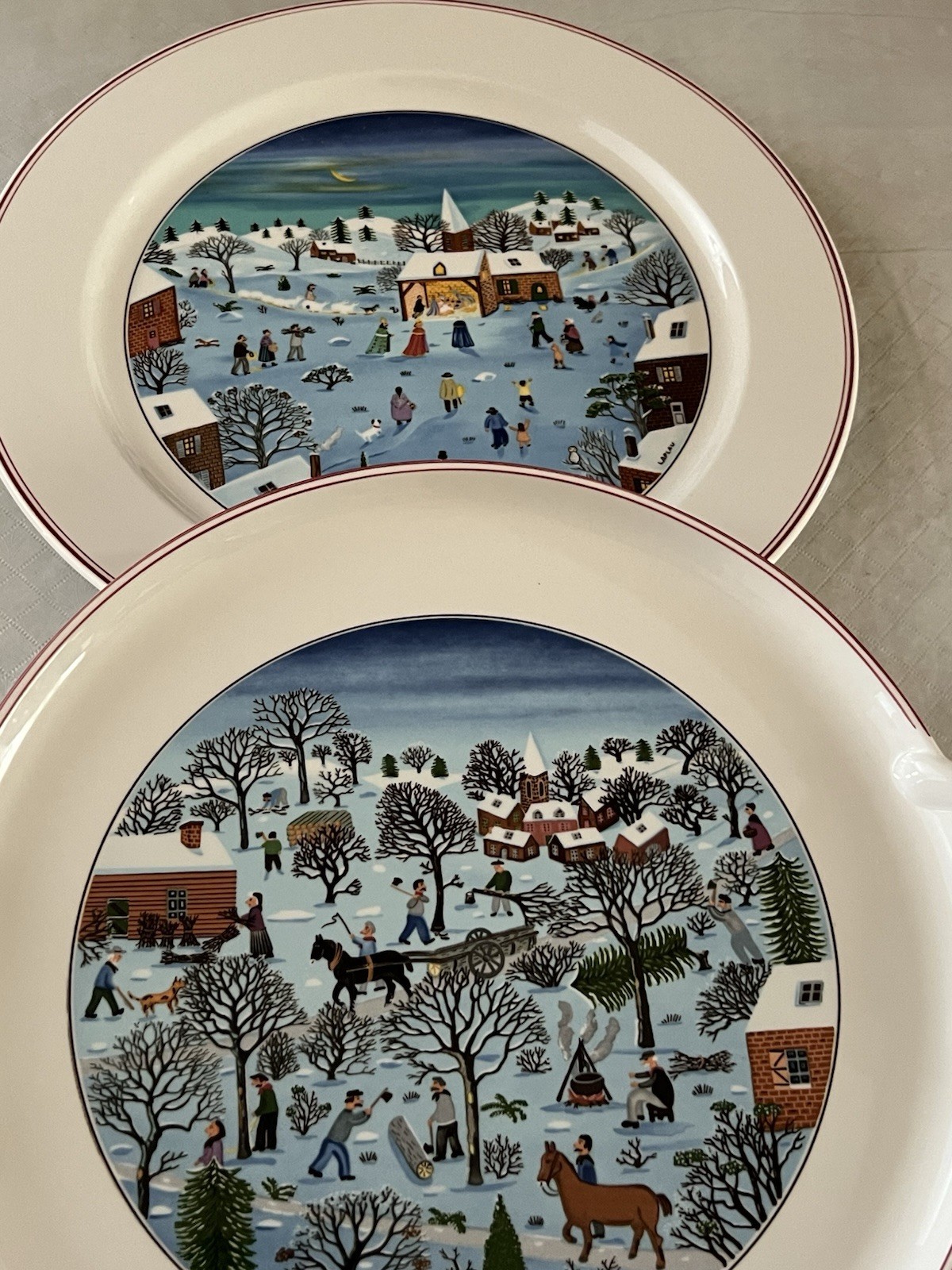 Villeroy & Boch Naif Christmas Cake Plate Charger/Chop Plate Set Of 2
