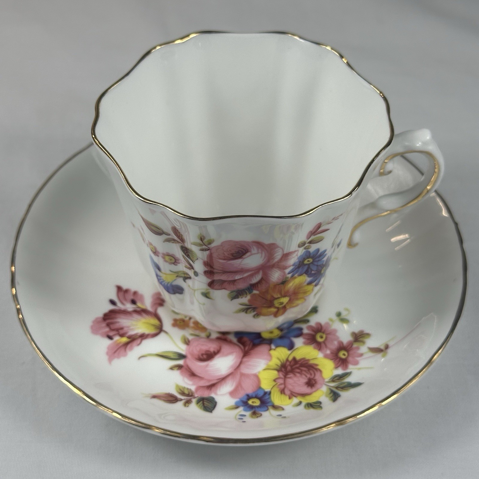 Royal Grafton Pink Rose Teacup Saucer Set 1517 Bone China England Cottagecore