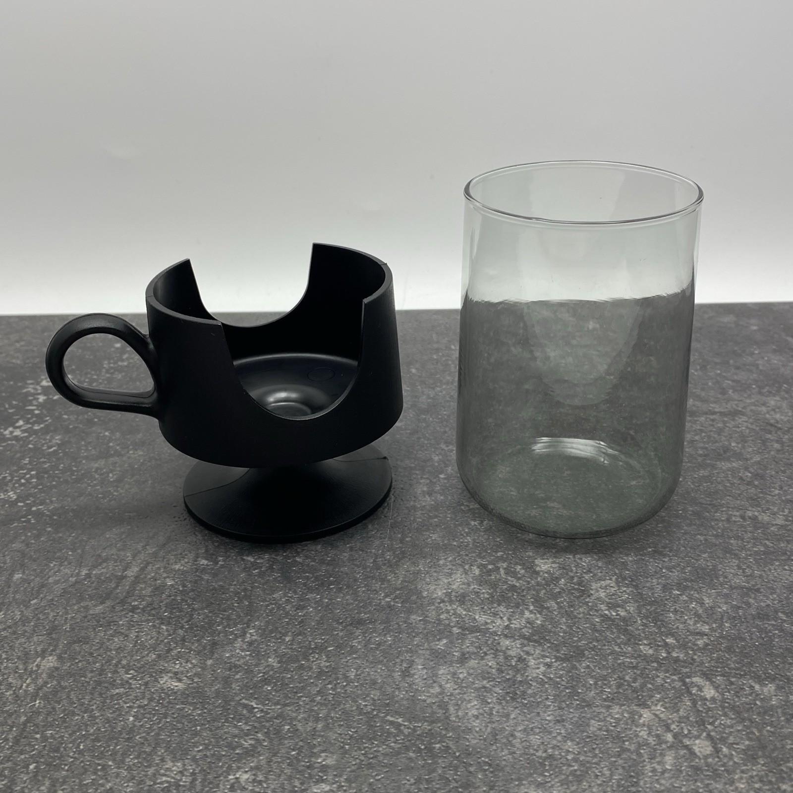 Vintage Set of 2 Glas-Snap by Corning 10oz Glasses Black Plastic Footed Holders