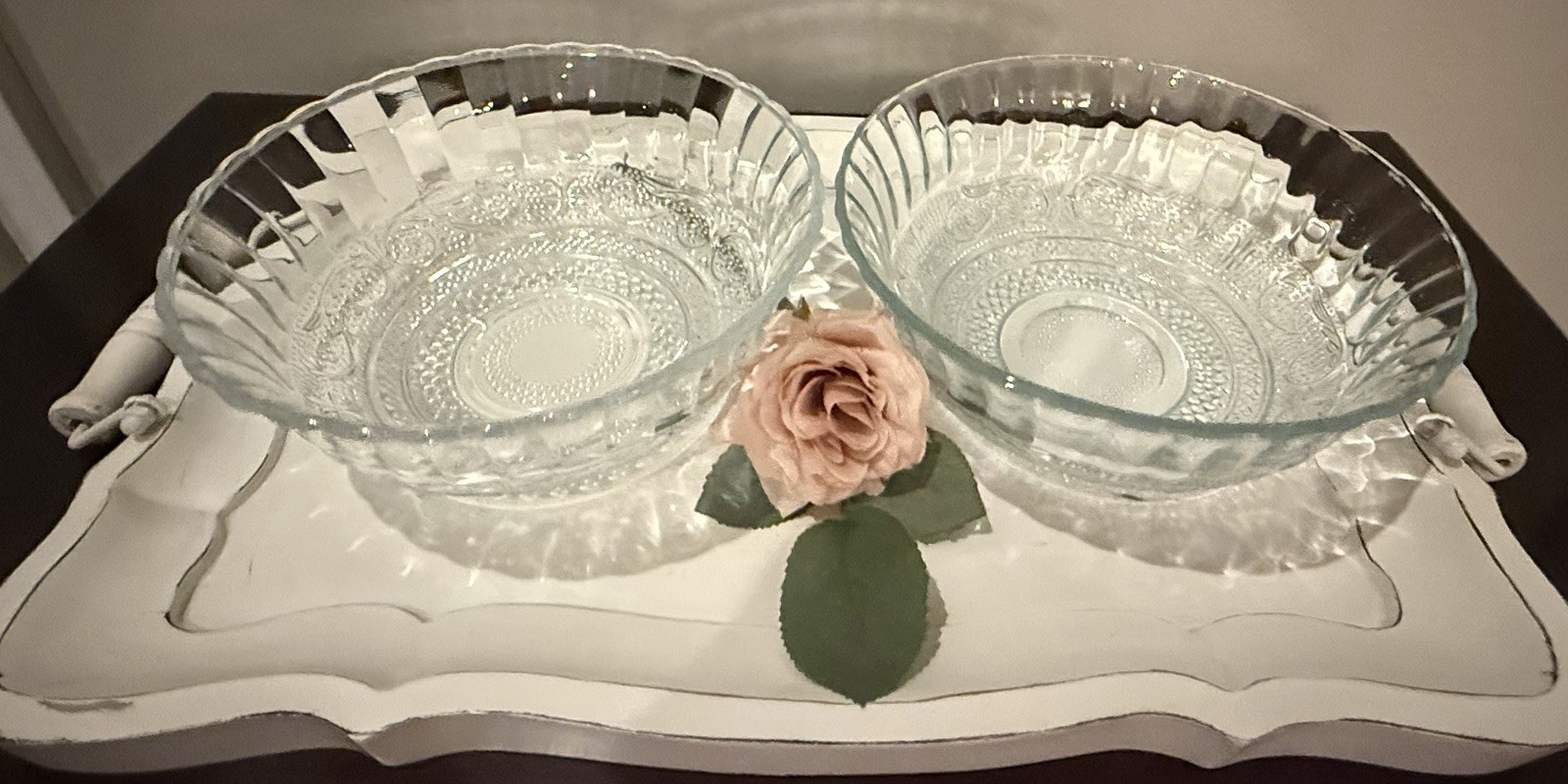 3 Pcs -VINTAGE KIG MALAYSIA Trellis Glass Sandwich; 2 Serving Bowls & 1 Lg Plate