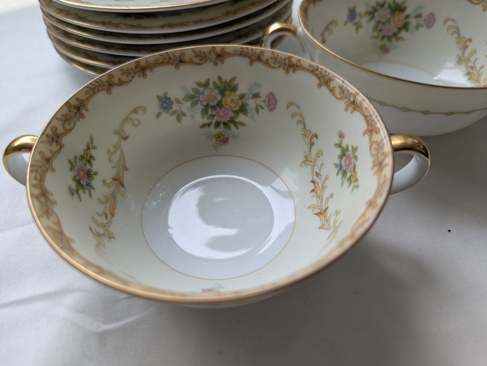 VTG Noritake China N128 White Tan Border Gold Trim floral Garland 20 Piece Set
