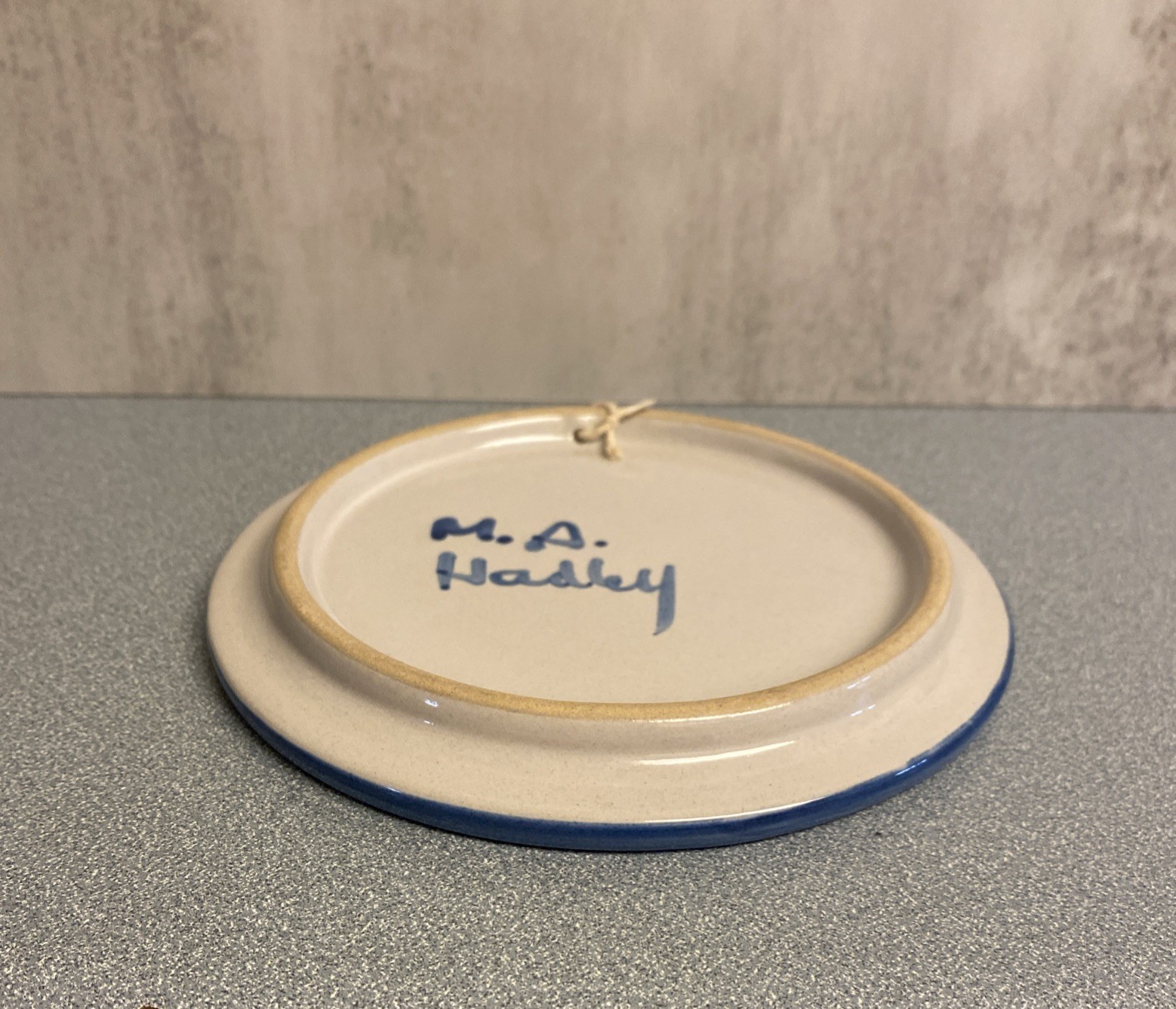 M.A. HADLEY ART POTTERY DUCK TRIVET -6.25″ DECORE WALL HANGER- HANDMADE!