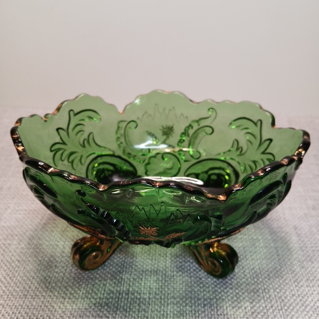 Antique Northwood EAPG Louis XV Emerald Green with Gold Gild Berry Bowl