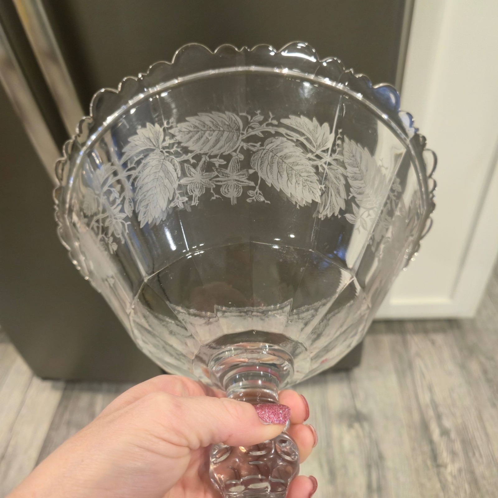 Antique Etched Glass Pedestal Compote Scalloped Rim Elegant Glass Bowl leaves