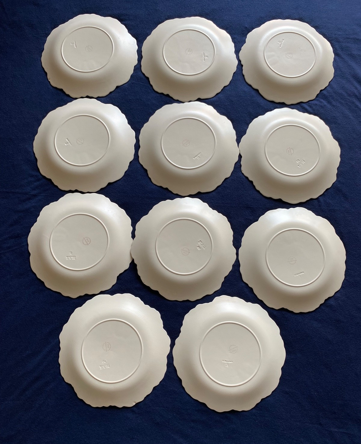 WEDGWOOD Etruria Barlaston LEAF Salad Plates SET OF 11 Matte White