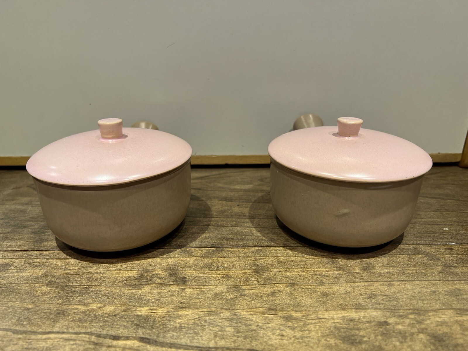VTG La Solana Clay Pottery Individual Serving Casserole Bowls W/ Pink Lids Set 2