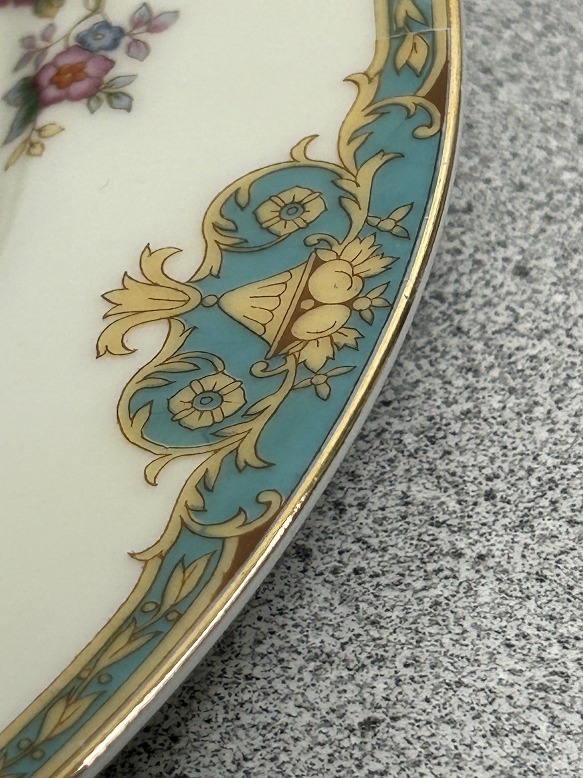 Meito Japan China Madrid Dinner Plate Set 6 Plates ~ Gold Rim Multicolored