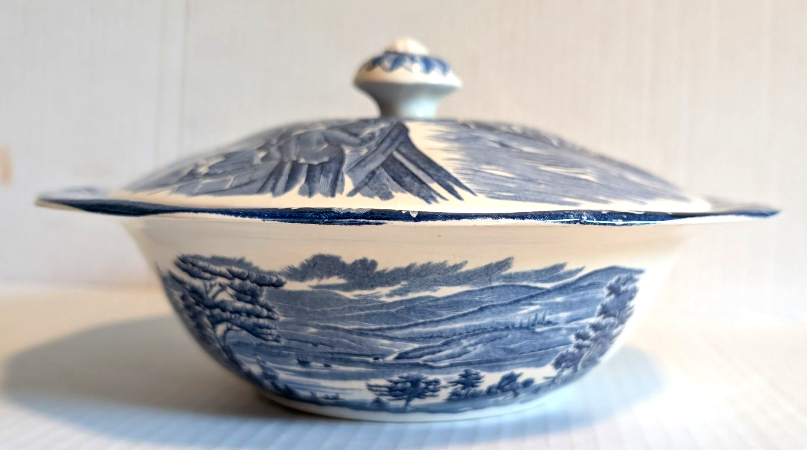 Liberty Blue Staffordshire Boston Tea Party Covered Serving Bowl Dish 9.25″ Mint