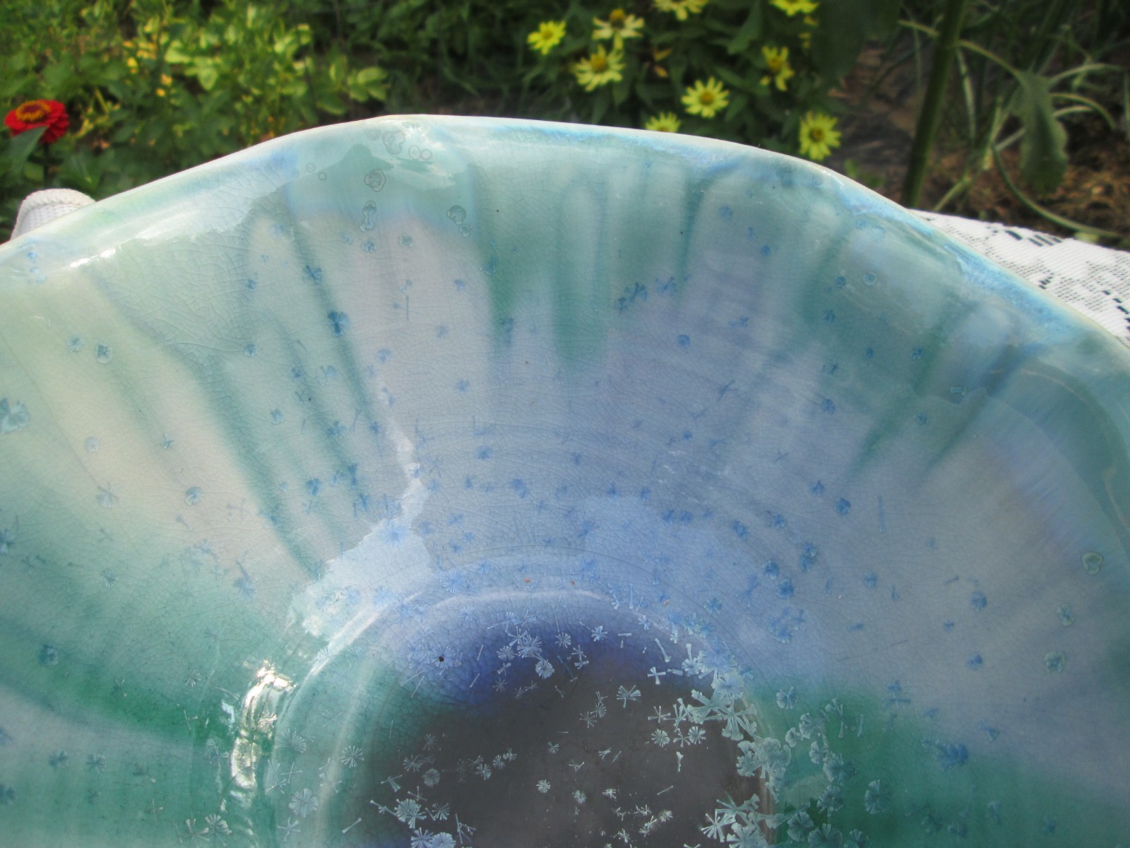 Edgecomb Potters Turquoise blue Scalloped Bowl Pottery Crystalline drip Glaze 9″