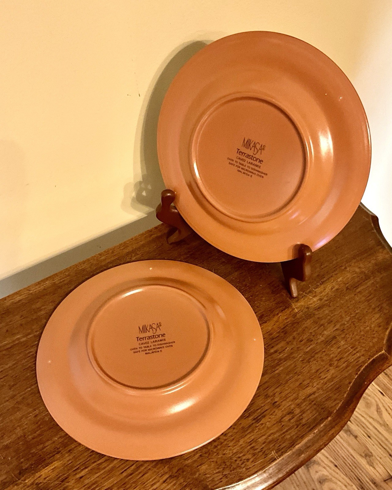 2-pc. Set) Mikasa Terrastone CAV02 Laramie SALAD PLATES Aztec-Style 8-3/8” MINT
