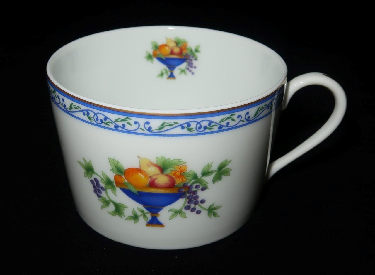 Haviland RENAISSANCE (Urns of Fruit) Flat Coffee Cup, 2 1/8″