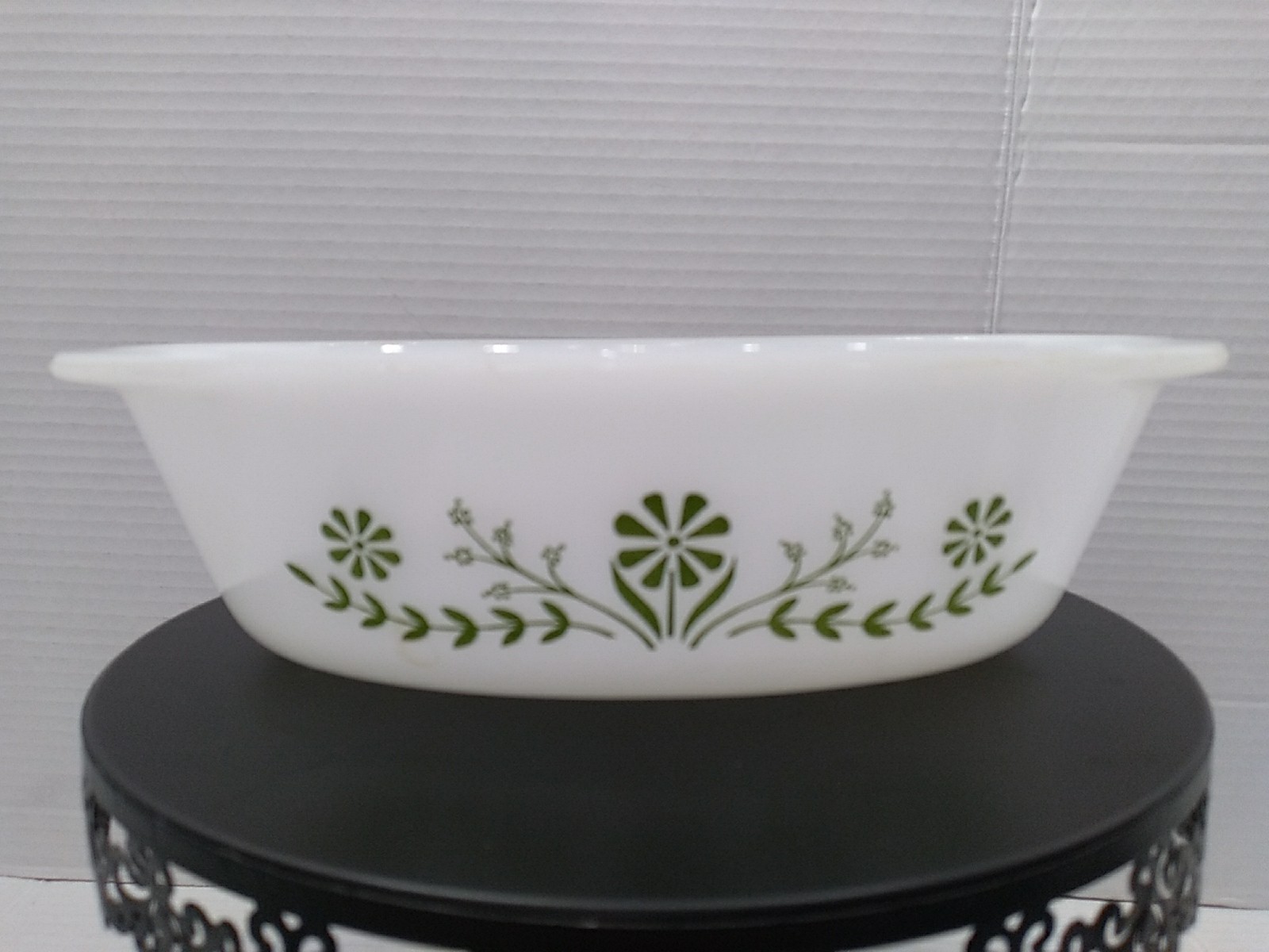 VTG Glasbake 1 Quart Serving Dish White With Green Flowers Made In USA J235
