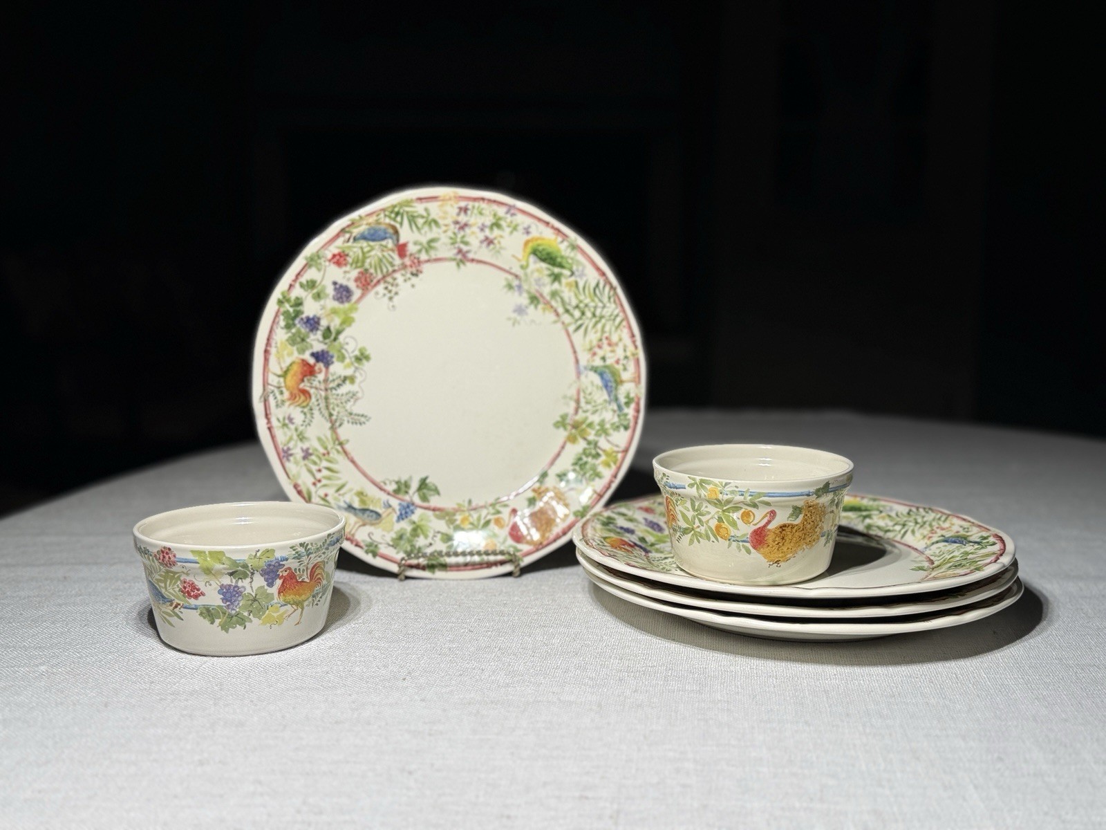 Gien France Villa Medicis Lunch Plates 9.25” Set 4 + 2 Baking Ramekins Faience