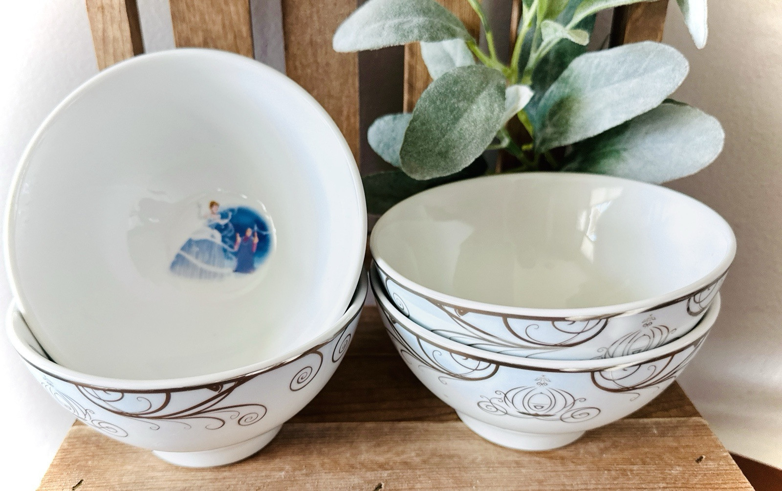 New 4Pc Set DISNEY Princess CINDERELLA Tea Party Bowls Fairy Godmother Salad