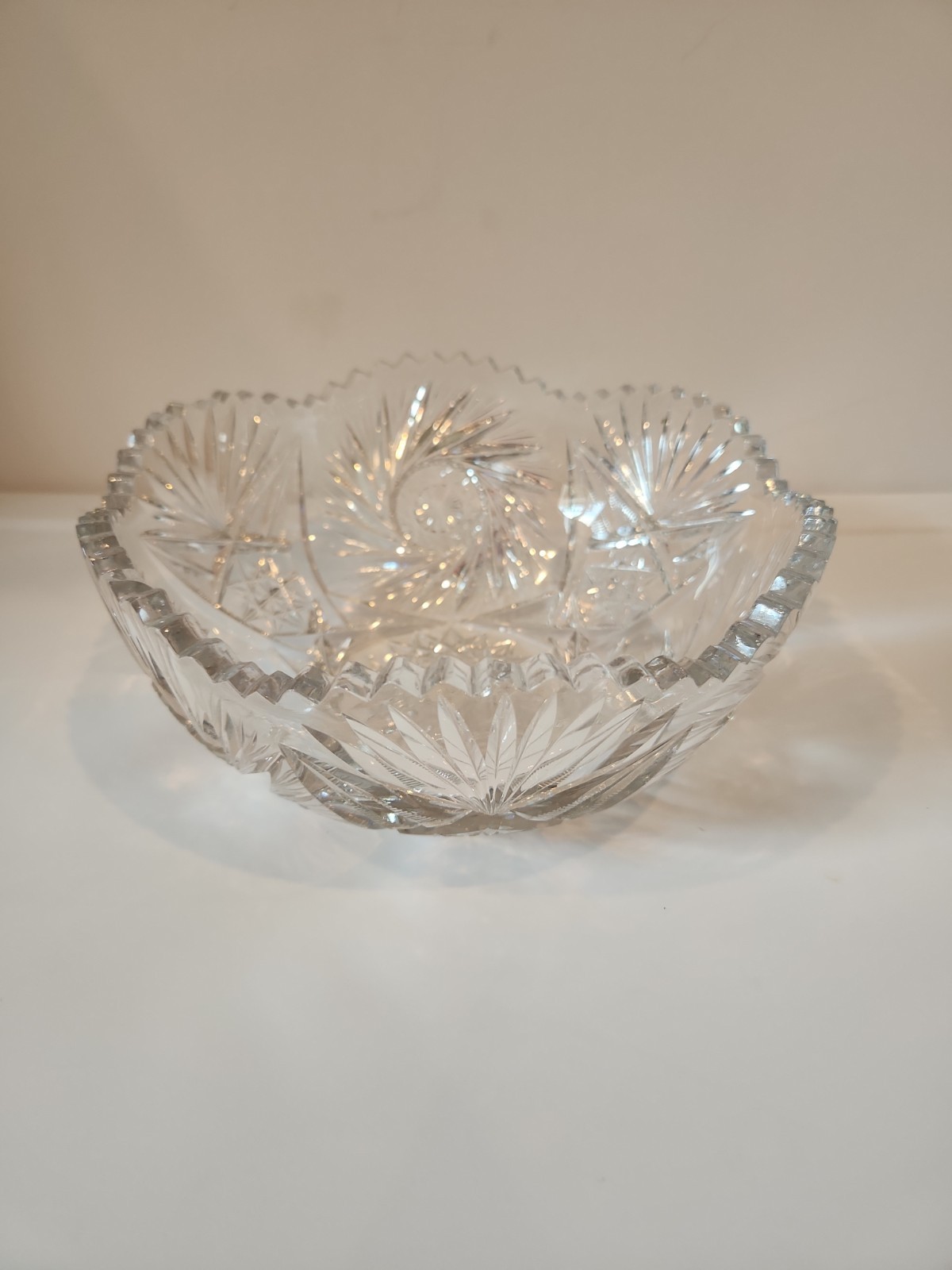 Antique American Brilliant Deeply Cut Glass 8″ Bowl Sawtooth Rim