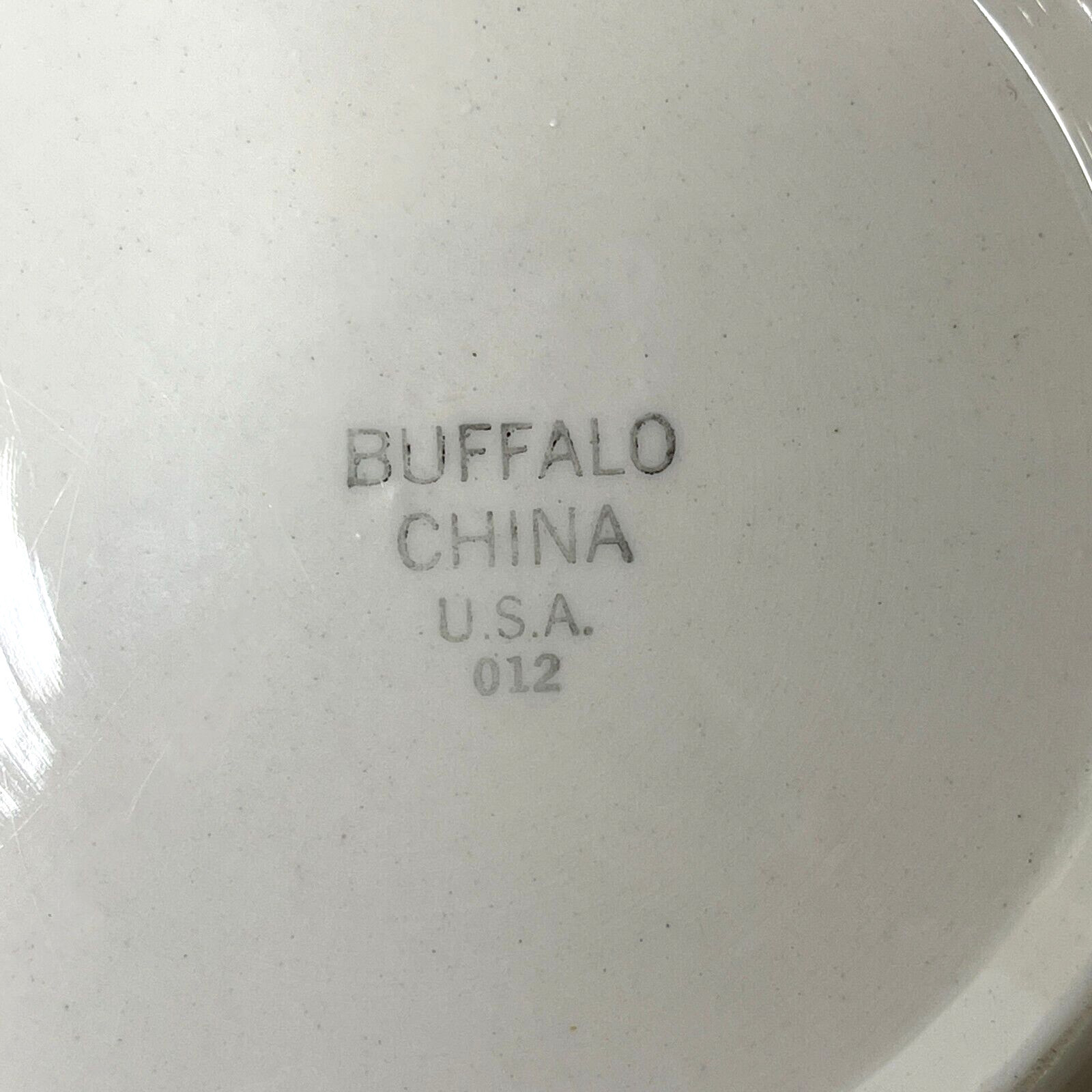 Lot of 4 Buffalo China Off White Scalloped Luncheon Plates 8 3/4 inches