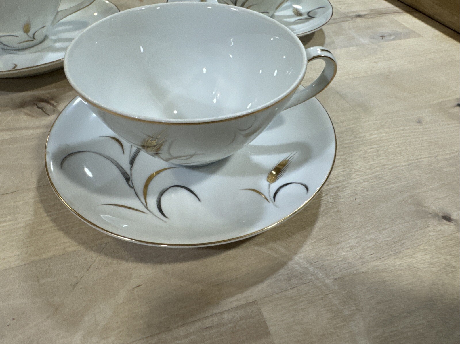 Set Of 4 Eternal Harvest Gold Wheat Tea Cups & Saucers CTS Fine Japan China