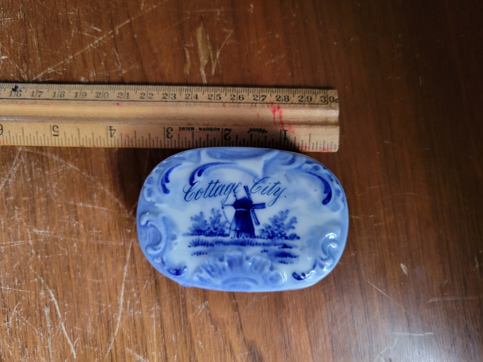 Delft Style Ceramic Trinket Box & Lid Handpainted Blue Holland Windmill 955