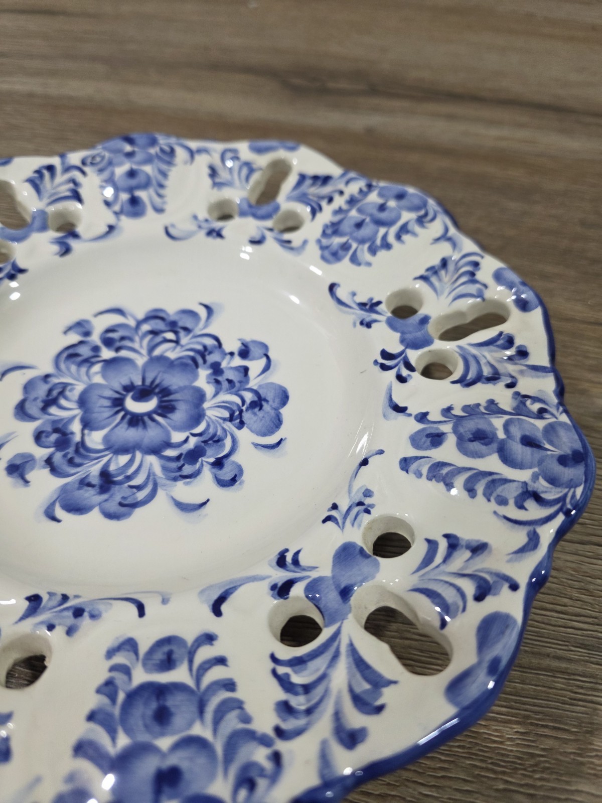 Vintage Vestal Portugal Reticulated Blue & White Decorative Wall Plate 9”
