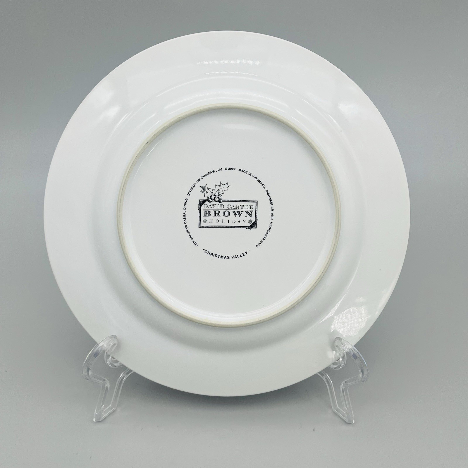 Christmas Valley Ice Skating Snowy Covered Bridge 8-1/4″ Plate Sakura Stoneware