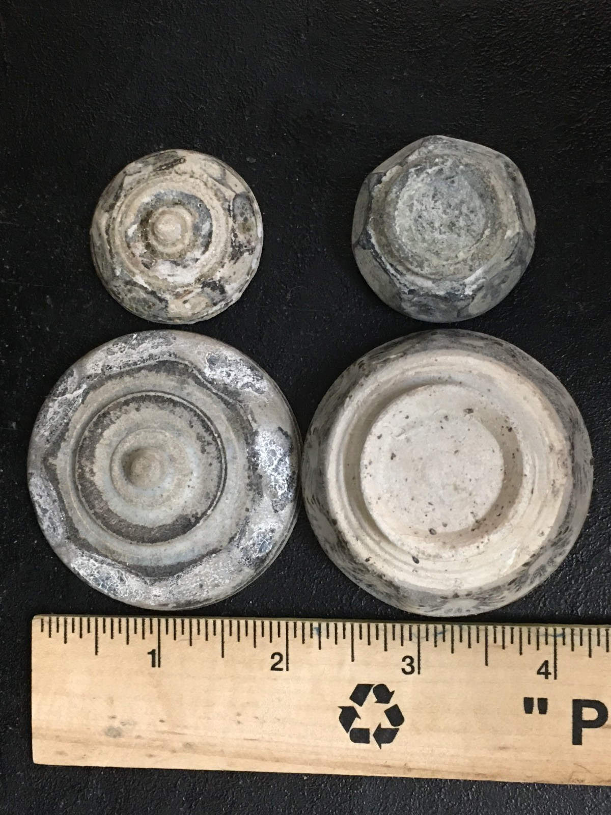 2 Antique Miniature Bowls with Lids – 1 1/4 – 2 1/8″ in Diameter