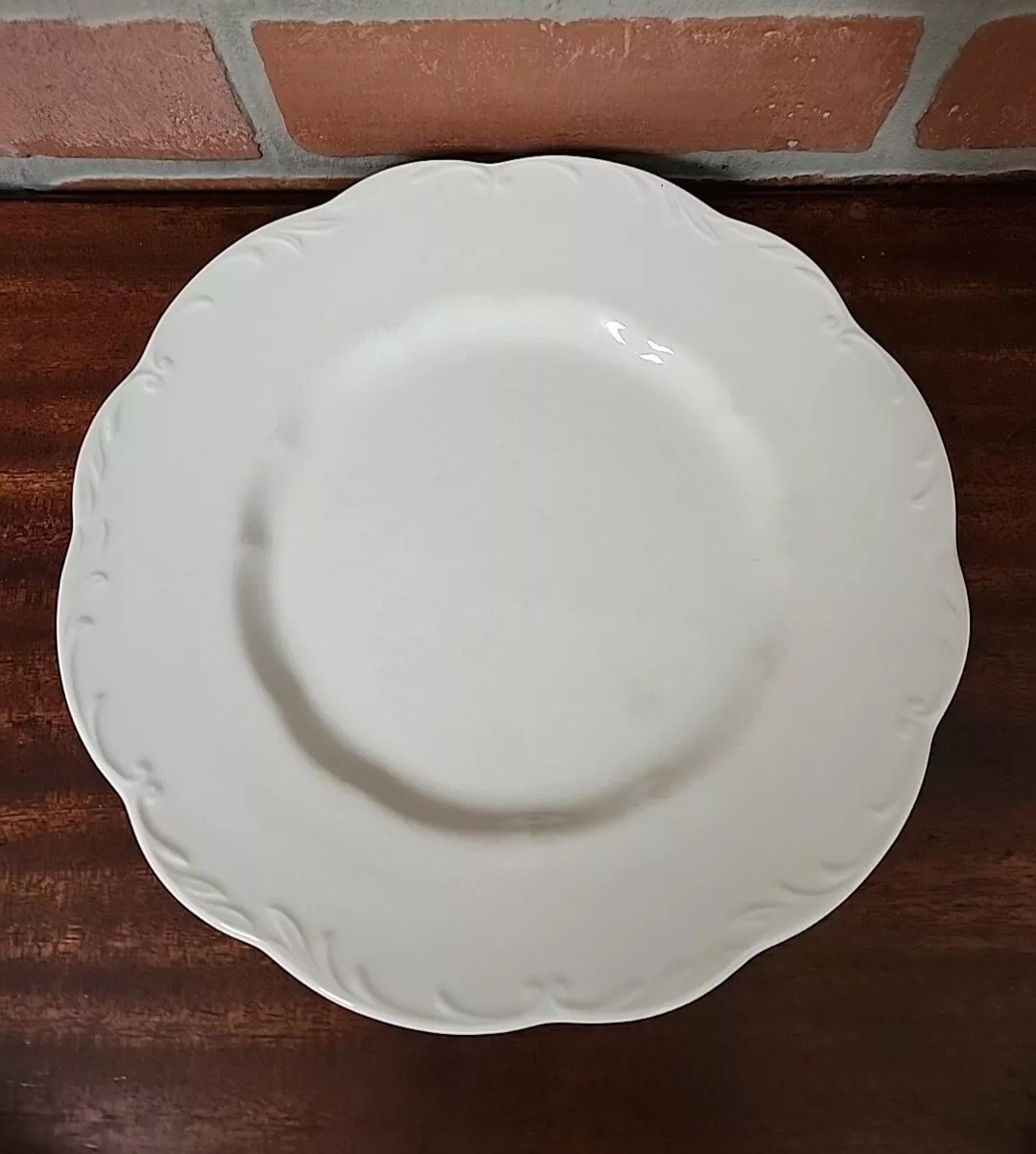 J & G Meakin Sterling Colonial English Ironstone Dinner Plates 10″, Set of 4 NOS