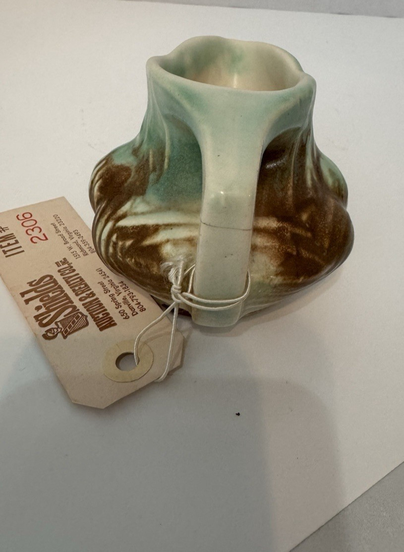 vintage gravy boat 6 in x 3.5 in