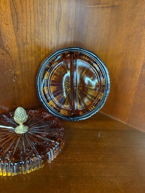 Vintage MCM Indiana Glass Amber Divided Candy Dish Metal Acorn Finial Heavy EUC