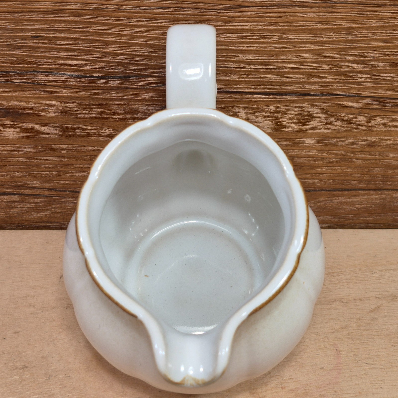 Mikasa Stoneware Fluted Shells Creamer & Sugar Bowl Japan Made Rare JB000 Set