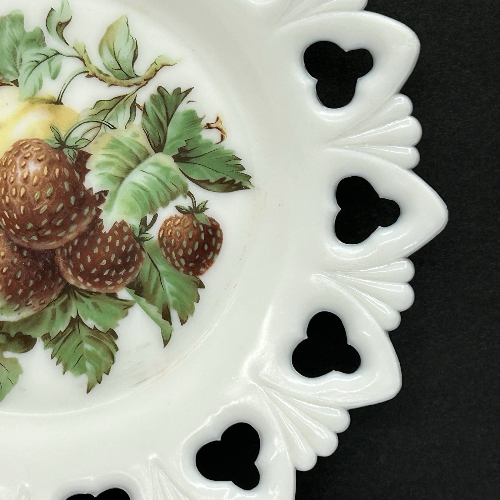 Kemple Milk Glass Plate “Shell & Club” Open Lace Border with Fruit Transfer VTG