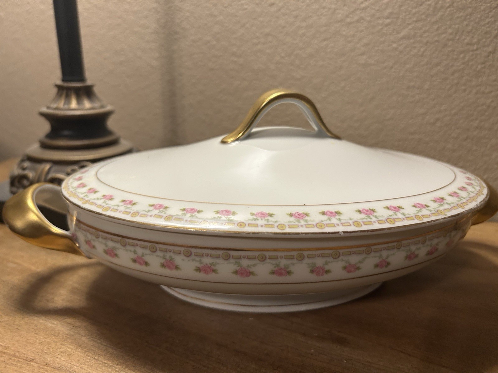 Elegant Vintage Pirkenhammer Czechoslovakia Pink Rose Gold Tureen – Oval Covered