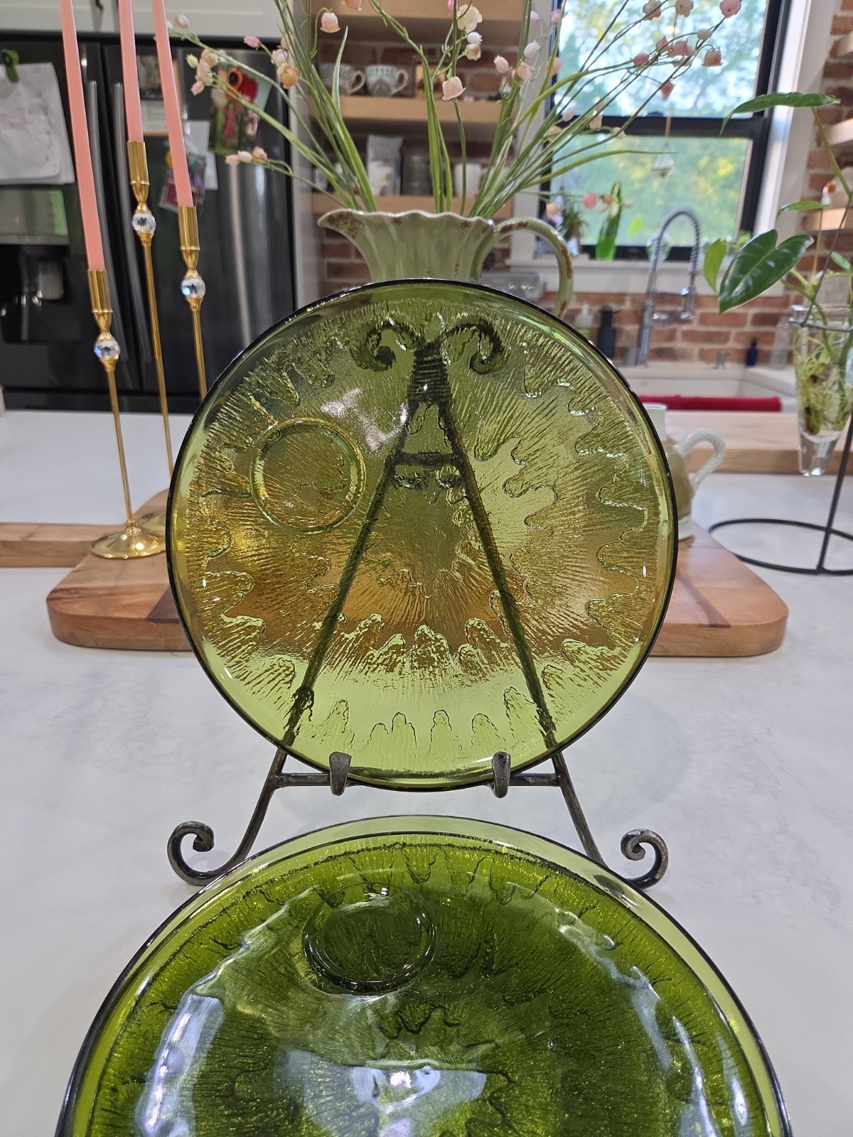 Set of 4 Indiana Glass Plates MCM Home Decor Avacodo Green Starburst Pattern