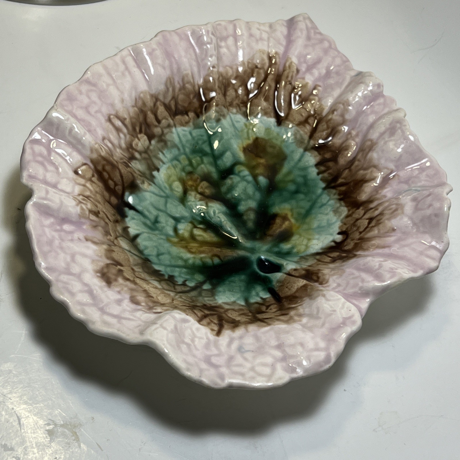 Antique 1880 Majolica Pottery Etruscan Begonia Leaf Dish Griffin Smith Hill Pink